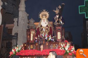 Vila-real vive la solemne procesión del Santo Entierro - (foto 3)
