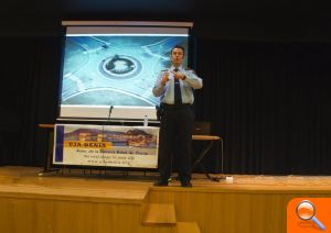 El jefe de la Policía Local imparte una charla informativa a los miembros de la U3A