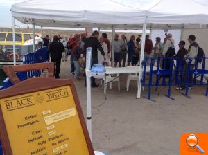 Más de 700 cruceristas desembarcan en Peñíscola atraídos por su relación con el cine - (foto 3) Más de 700 cruceristas desembarcan en Peñíscola atraídos por su relación con el cine - (foto 3)