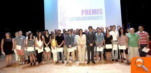 Luis Rodas y Adrián Garrido, del IES Jaume I, reciben el Premio Extraordinario al Rendimiento Académico en FP - (foto 6)