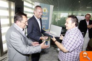 Alberto Fabra ha asistido a la comida en honor a los jubilados de la mar de la Cofradía de Pescadores de Gandia