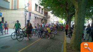 Un centenar de requenenses participan en la Bici-Ruta para celebrar el Día Sin Coches