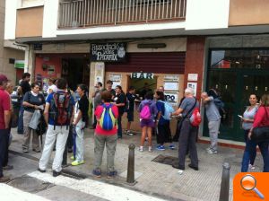 Sesenta personas participan en la caminata desde Patraix a Massanasa