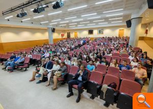 Expertos hablan con los futuros graduados en Relaciones Laborales y Recursos Humanos