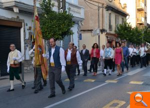 La Agrupación de Fallas Turia traslada la Real Senyera desde Quart de Poblet a Xirivella