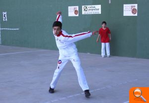 En Massamagrell juegan los mejores equipos de frontón de Valencia