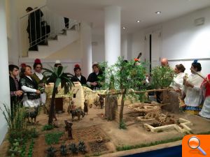 La Asociación Belenista de Calp expone Belén en el Museo de Arte Contemporáneo - (foto 2)