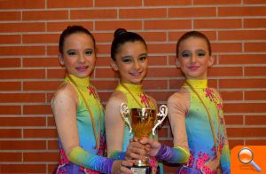 El Club Gimnàstica Rítmica RitmOliva participa en la 2ª fase del Trofeo Interclubs