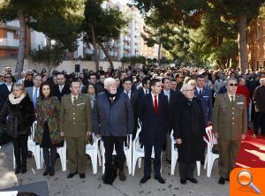 El Ministerio de Defensa y el Ayuntamiento firman la cesión del cuartel militar de Mislata - (foto 5)
