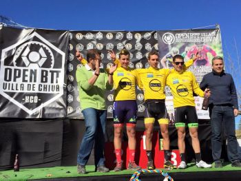 Los mejores ciclistas de España se dieron cita en el I Open de BTT Villa de Chiva