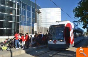 FGV ofrece servicios especiales de tranvía para desplazarse hasta Feria Valencia