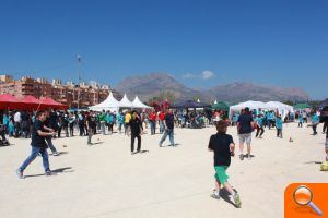 Las peñas celebran el ‘Día de la Mona’ en el recinto ferial de Benidorm