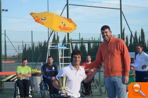 El catalán Kiko Tur, campeón del Open de Tenis Adaptado 2015 de Almussafes 