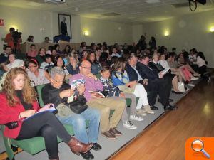 Los autores locales celebran el Día Internacional del Libro con jóvenes escritores y lectores del municipio - (foto 2)