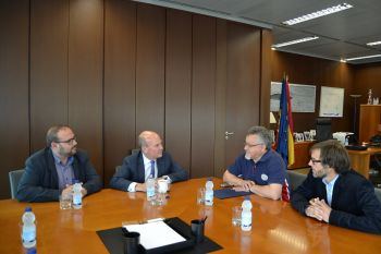 Buch entrega el distintivo como Fiesta de Interés Turístico Provincial a "Amics i Amigues de la Cordà de Alaquàs"