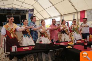 Gran inici de les Festes de Sant Pasqual 2015 - (foto 3)