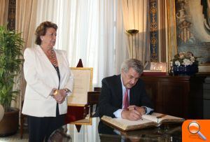 El presidente del Congreso de los Diputados, Jesús Posada, visita a la alcaldesa Rita Barberá