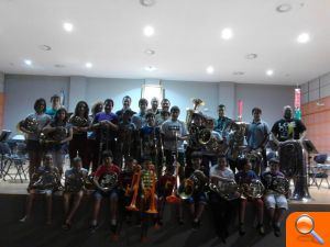 Los alumnos de música de la SIUM de Tavernes siguen mostrando sus habilidades y avances del curso  - (foto 3)