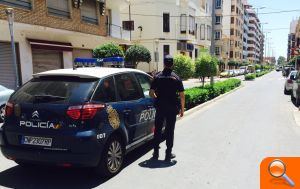 La Policía Nacional detiene a un joven por el hurto de una cartera y el uso de una tarjeta