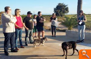 Felcan coloca la primera piedra del refugio para animales abandonados en Torrent