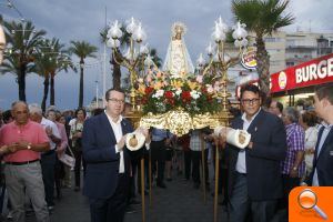 La imagen de la Virgen del Sufragio inicia en la iglesia de ‘El Carmen’ su recorrido por las parroquias de Benidorm