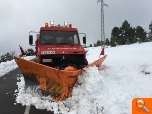 El trabajo del Consorcio Provincial de Bomberos permite que los pueblos afectados por la nieve recuperen la normalidad 