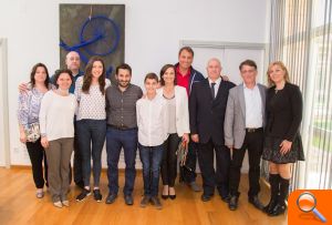 El pilotari ondense Diego López, recibido por el Conseller de Educación, Innovación, Cultura y Deportes en Valencia  - (foto 3)