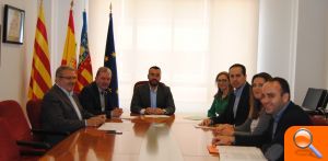 El Ayuntamiento y el Villarreal avanzan en la actualización del convenio para contar con la nueva plaza frente al Madrigal en agosto