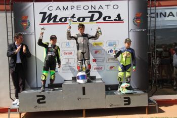 Buena carrera en Chiva del MotoDes Minivelocidad y Supermotard