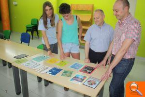 Aldara Linares y Vanessa Amat, ganadoras del concurso de la Agenda Jove 2016/2017