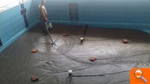 El Patronato de Deportes realiza mantenimiento y reparaciones en las piscinas de la ciudad 