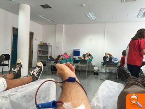 22 personas donaron sangre ayer en el Salón Social El Cirer