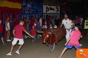 Los peñistas de Burriana se disfrazan en esta quinta jornada festiva - (foto 7) Los peñistas de Burriana se disfrazan en esta quinta jornada festiva - (foto 7)