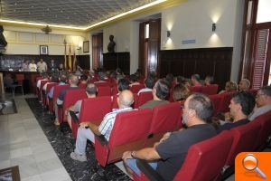 La Generalitat i l'Ajuntament informen als extreballadors de Bosal sobre les accions i ajudes que s'estan tramitant - (foto 2)