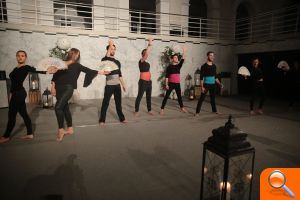 La Falla Quarts de Calatrava acomiada la seva Setmana Cultural amb una desfilada d'indumentària fallera - (foto 5)