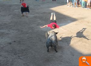 Almenara s'ompli per a gaudir de les exhibicions taurines - (foto 3) Almenara s'ompli per a gaudir de les exhibicions taurines - (foto 3)