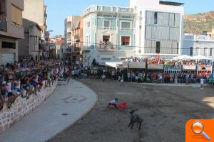 Almenara s'ompli per a gaudir de les exhibicions taurines - (foto 4) Almenara s'ompli per a gaudir de les exhibicions taurines - (foto 4)