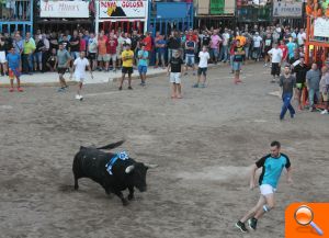 Almenara s'ompli per a gaudir de les exhibicions taurines - (foto 10) Almenara s'ompli per a gaudir de les exhibicions taurines - (foto 10)