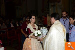 Fervor en la primera ofrena a la Mare de Déu del Roser  - (foto 4)