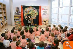 Un gran pasacalle pone el punto final al festival de narrativa oral 'Paiporta Món de Contes' - (foto 2)