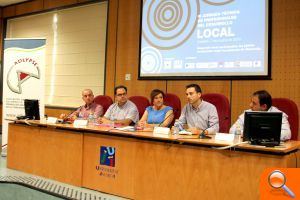 Huguet qualifica el Pacte Territorial com a ferramenta de desenvolupament per a acabar amb les altes taxes de desocupació - (foto 2) Huguet qualifica el Pacte Territorial com a ferramenta de desenvolupament per a acabar amb les altes taxes de desocupació - (foto 2)