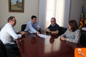 Nules signa convenis de col·laboració amb les associacions locals d’ajuda a diferents malalties - (foto 3) Nules signa convenis de col·laboració amb les associacions locals d’ajuda a diferents malalties - (foto 3)