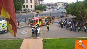 La seu de l'Autoritat Portuària acull un simulacre d'incendi i evacuació - (foto 2)