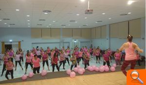 Zumba solidària contra el càncer de mama - (foto 3) Zumba solidària contra el càncer de mama - (foto 3)