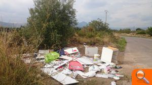 Els veïns d'Onda denuncien l'augment de més abocadors incontrolats davant la “passivitat” del cuatripartit - (foto 2)