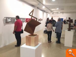 Alboraia acull "Instruments i geométrica" un obra artística de qualitat del escultor Paco Corell - (foto 2)