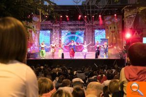 Més d’un miler d’espectadors acudeixen als espectacles de cloenda de “Ontinyent al carrer” - (foto 3)