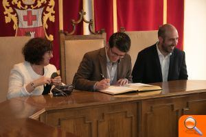 Jorge Rodríguez: “La Diputació ajudarà a Vallada a eixir de la difícil situació econòmica heretada” - (foto 3)