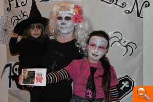 Éxito de participación de Halloween en el Poble Nou de Benitatxell