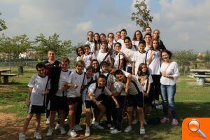 Los alumnos de primaria de Cheste se inician en el deporte de orientación